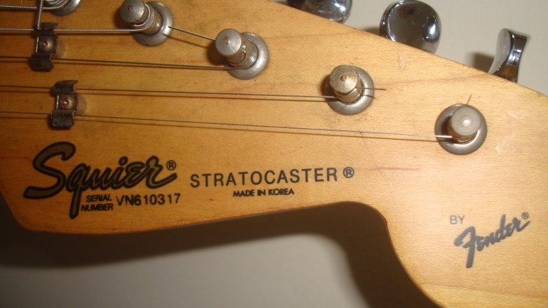 Fender stratocaster serial number z8