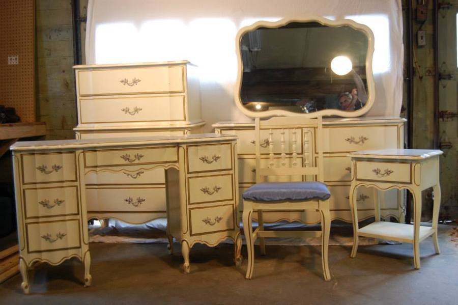 1960's dixie white furniture bedroom set