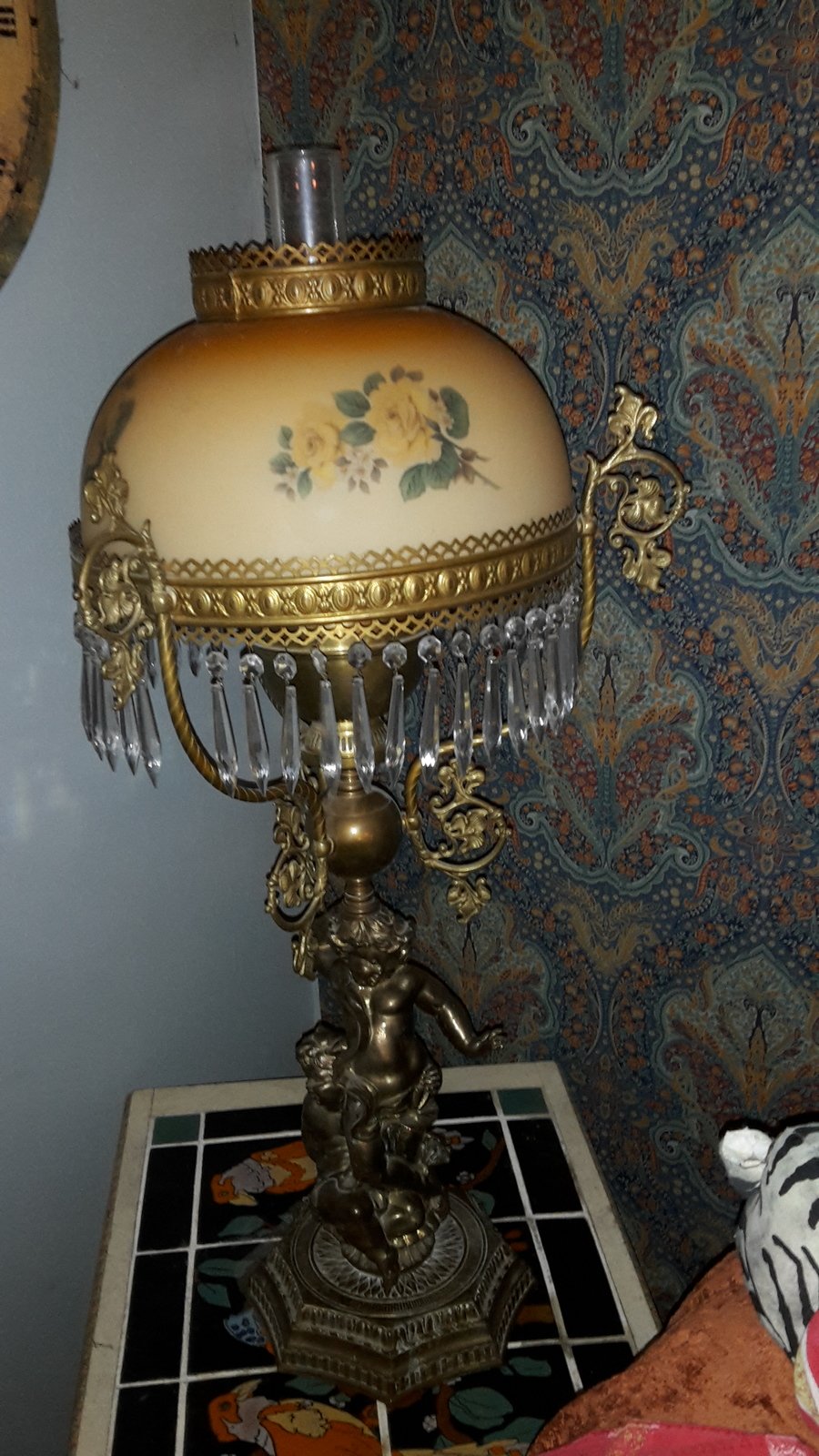 I Have An Oil Lamp With Reverse Painted Shade, Very Large, Hanging