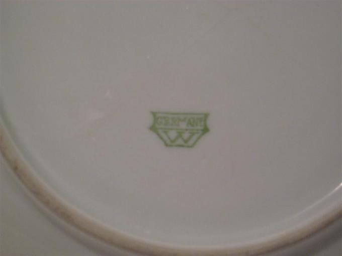 Need Help Identifying This German Porcelain Mark.