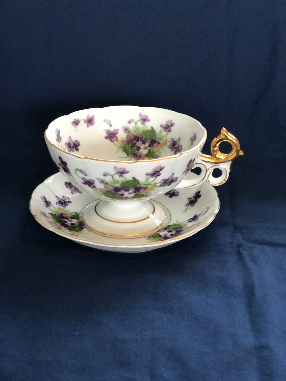 Unsolved Mystery Saji Fancy China Made In Japan Oversized Teacup.