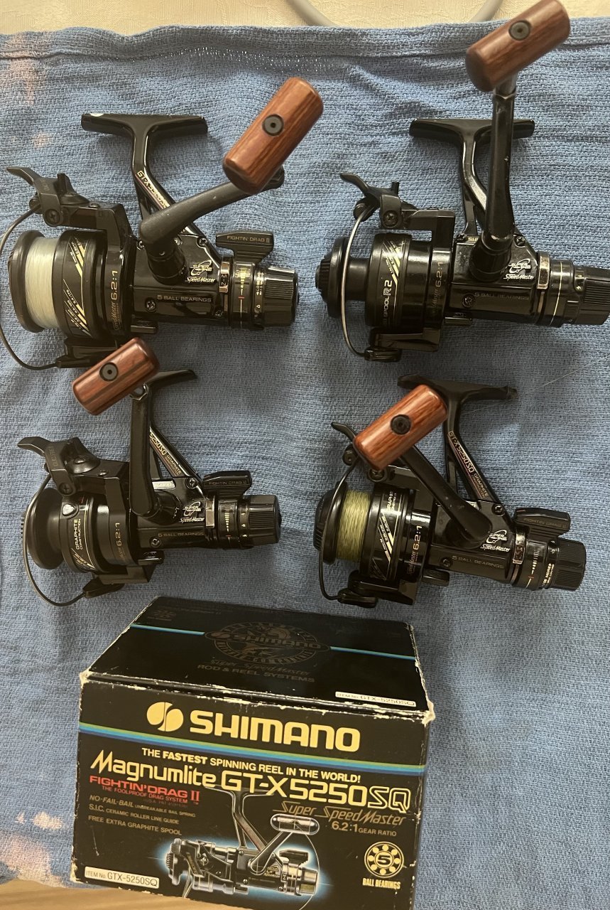SHIMANO FX200 FISHING SPINNING REEL GRAPHITE OPEN FACE