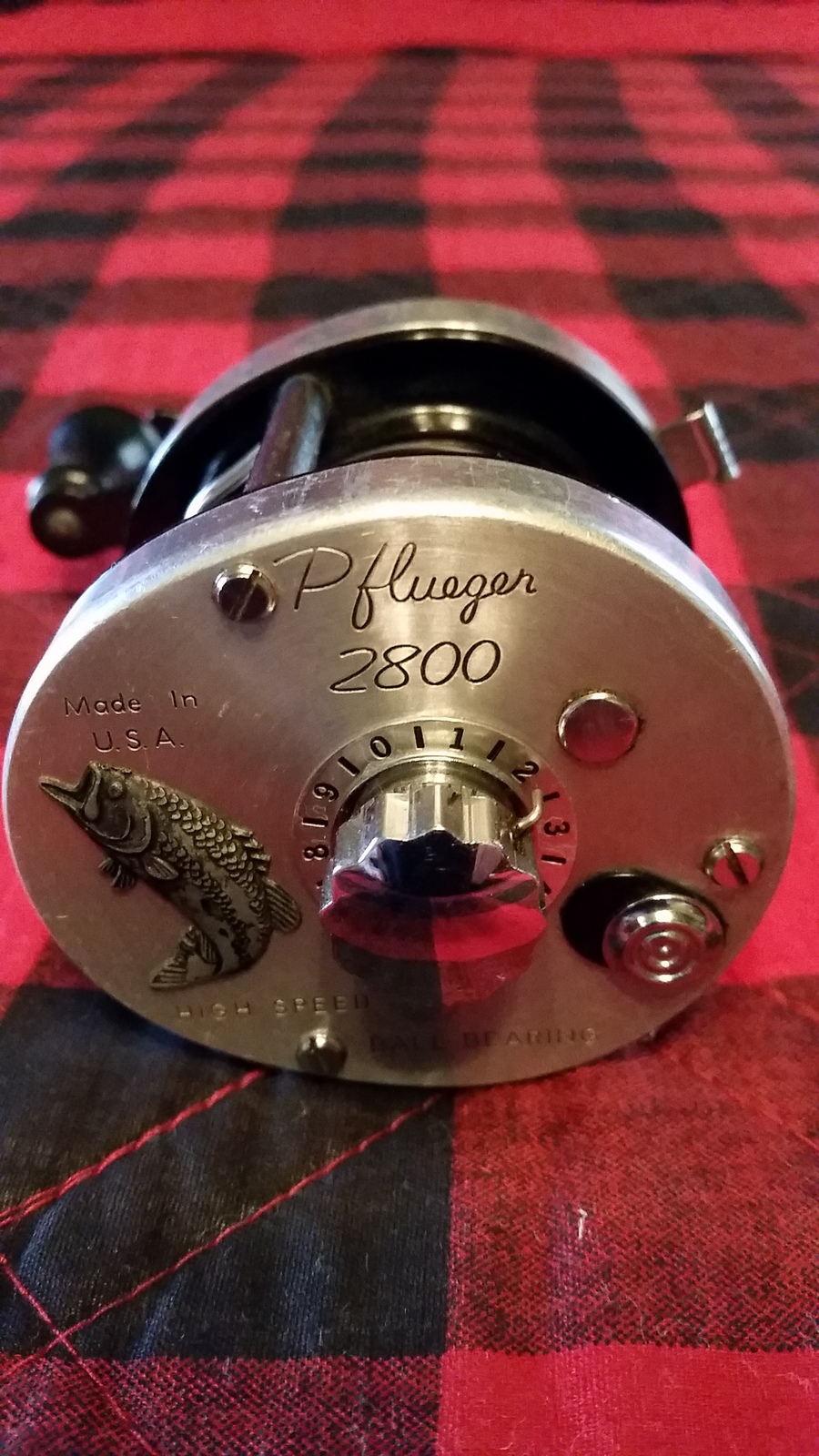I Have Two Old Pflueger 2600 Db Reels In Very Good Working Condition I Was