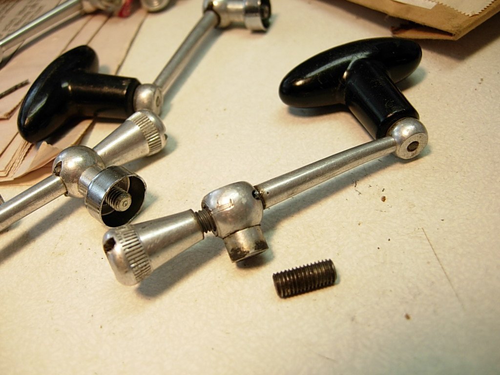 I Have A Garcia Mitchell 440 A. The Crank Arm/handle Assembly Is Missing.  I