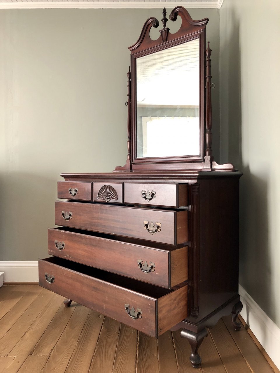 Help With Value Of 3 Piece Mahogany Georgetown Galleries Set | My