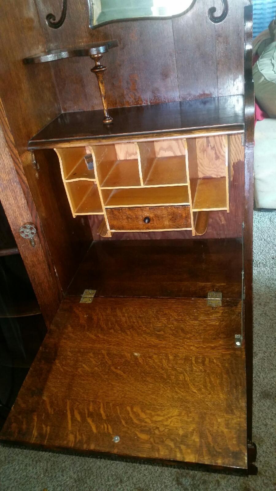 I Need Help Identifying The Age, Type And Worth Of This Antique ...