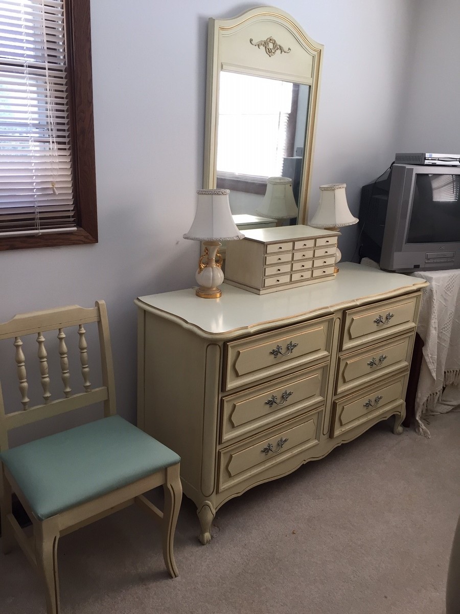 I Have A Henry Link Cream French Provencial Bedroom Set With