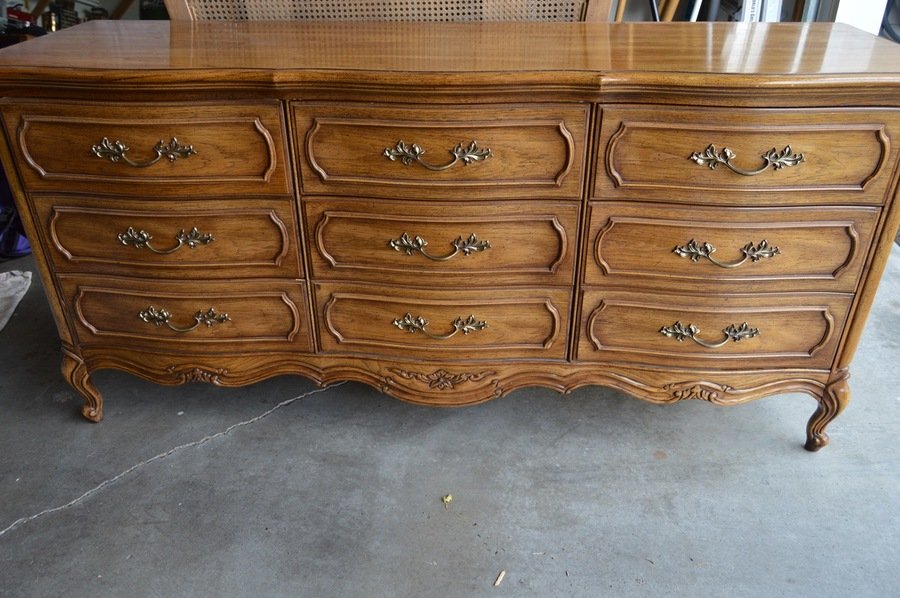 Thomasville Bedroom Set Value Help | My Antique Furniture Collection