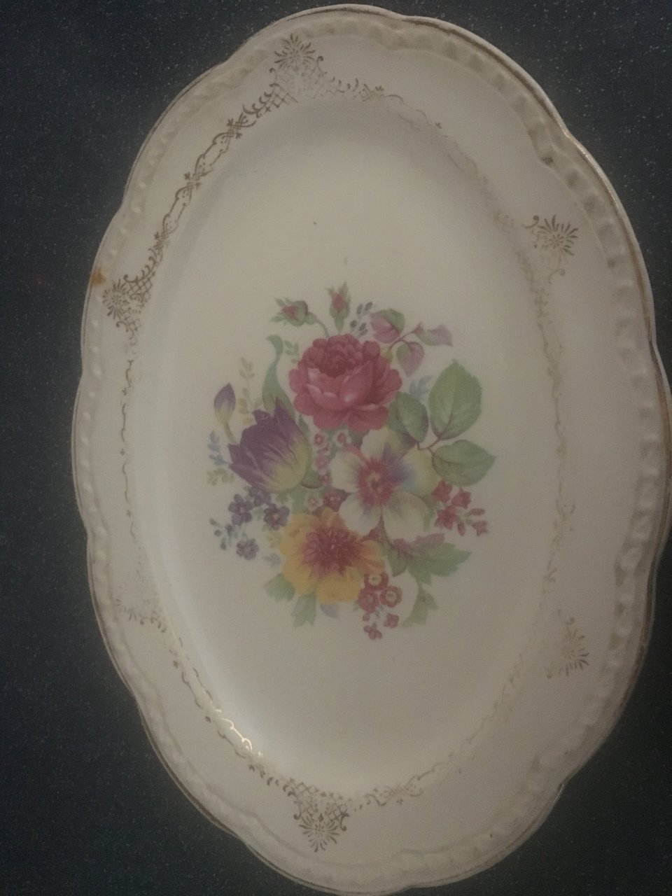 I Have A Royal 22kt Gold Dinnerware Plate Is It Worth Anythi... | My