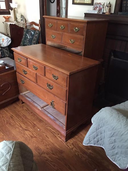 What Is The Value Of This Temple Stuart Set | My Antique Furniture