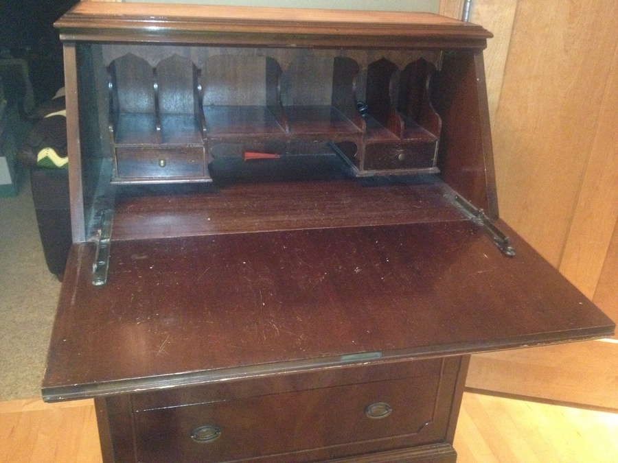 Rockford Desk Company Give Winthrop Style How Old Is This Piece