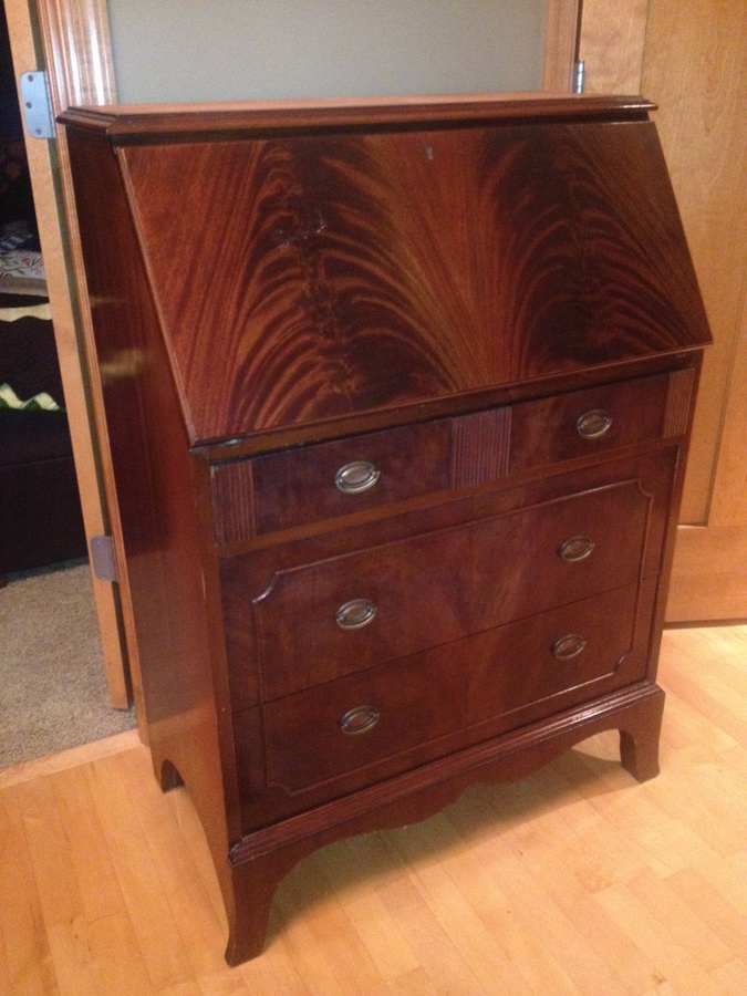 Rockford Desk Company Give Winthrop Style How Old Is This Piece