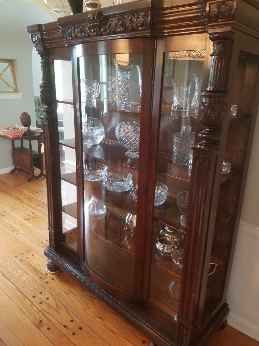 Gettysburg Furniture China Cabinet | My Antique Furniture Collection