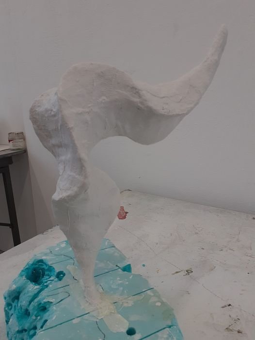 How to Make a Statue With Plaster of Paris